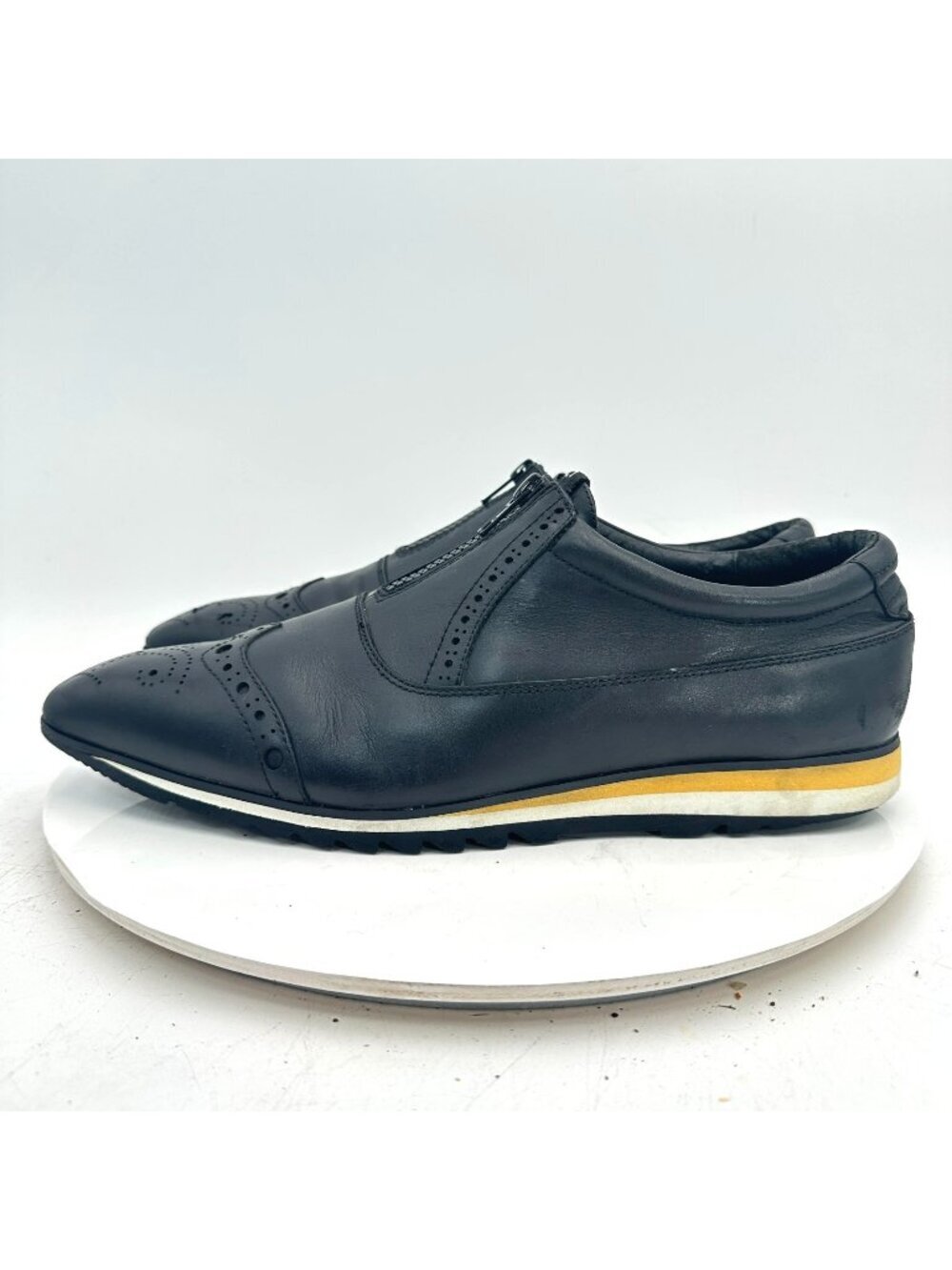 John Fluevog Men Size 10 Black Leather Brogue Wing Tip Front Zip Dress Shoes